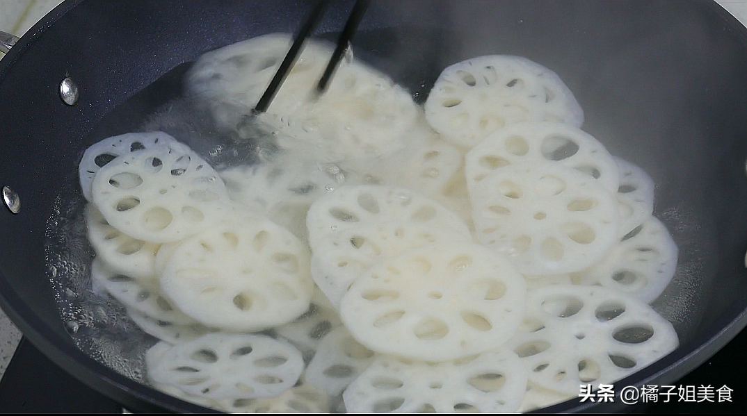 圖片[5]-【涼拌蓮藕】做法步驟圖 脆爽入味 廚房小白也能輕松搞定-起舞食譜網(wǎng)