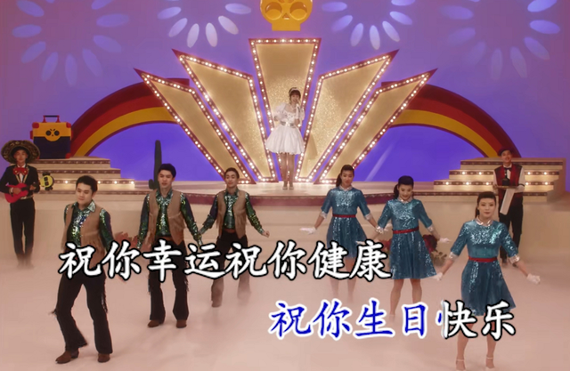 卓依婷是怎么死的，香港卓依婷个人资料（复刻26年前舞台仍似少女）