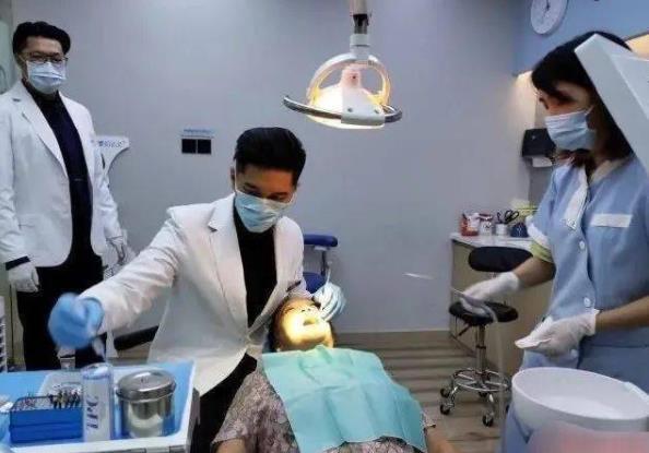 男生学什么专业好，大学男生学什么专业好（适合男生选择的大学专业）