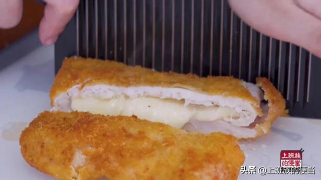 现成的炸鸡排怎么炸酥脆好吃，外面卖15一份的炸鸡排