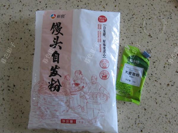 大麦面蒸馒头怎么做，小麦馒头的做法（很适合不会做面食的人）