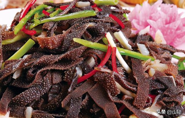 毛肚是什么东西，毛肚是什么东西做成的（毛肚和百叶是牛的什么部位）