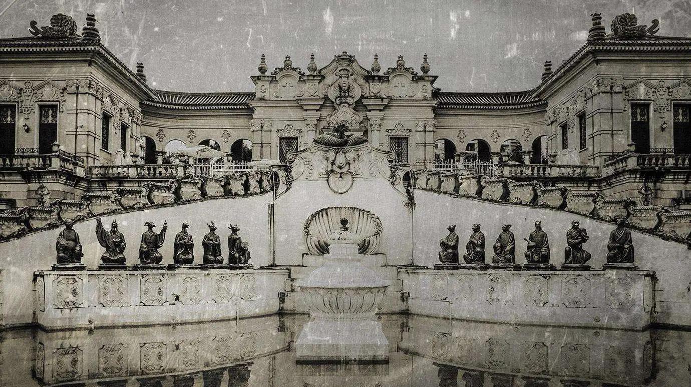 频道北京圆明园十二生肖的兽首铜像原来安装在圆明园海晏堂外喷泉上