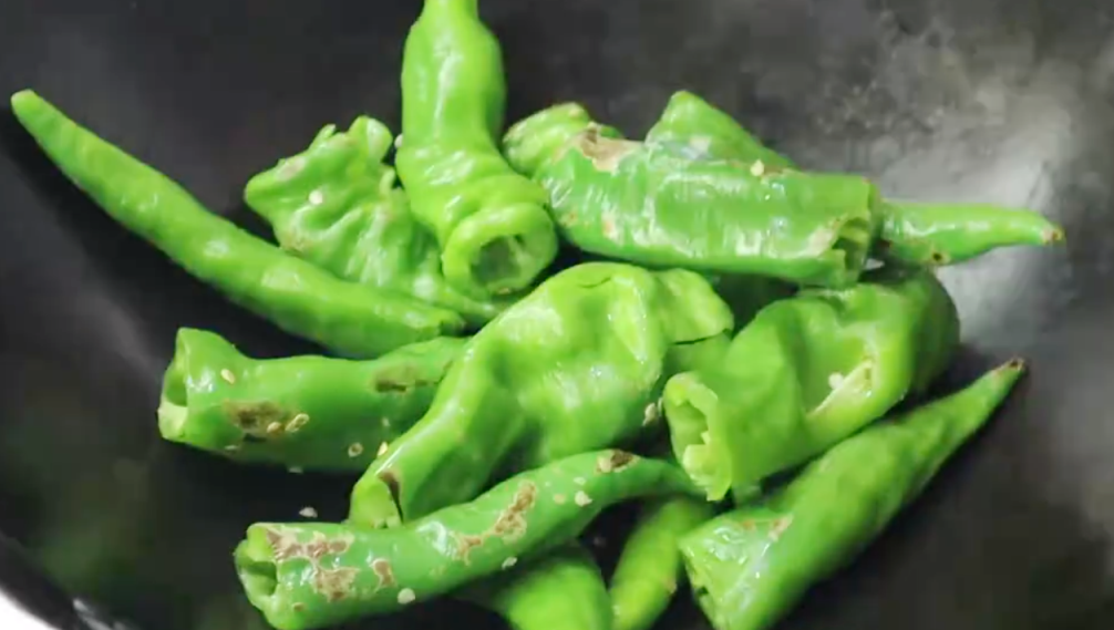 圖片[3]-【虎皮青椒】做法步驟圖 香辣開胃解饞 好吃不油膩-起舞食譜網