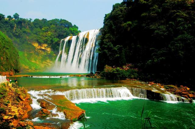 贵州旅游景点介绍，贵州的十大旅游景点有哪些（多彩贵州有哪些必游景点和最美公路）
