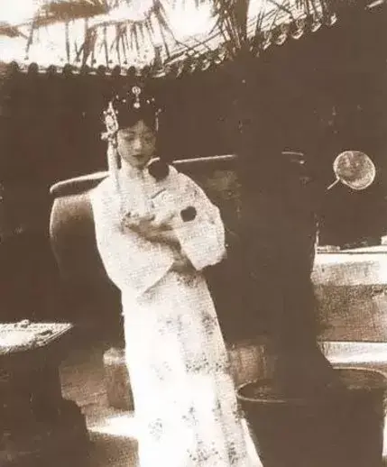 怎样几笔画小狗，笔画小狗怎么画（动物篇02--“犬”）