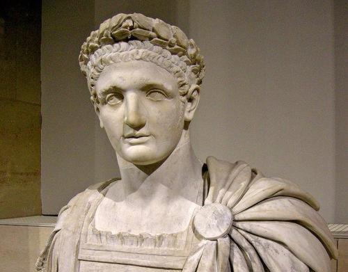 尼禄之后的第二位著名暴君,强盛的韦帕芗王朝是怎么被他玩坏的?-