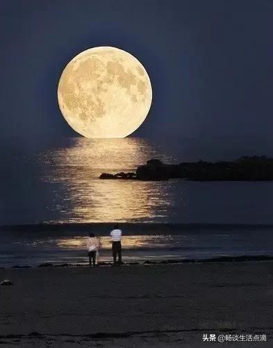 中秋节有哪些风俗，民间中秋节有哪些风俗习惯（祭月、拜月、走月、追月和赏月）