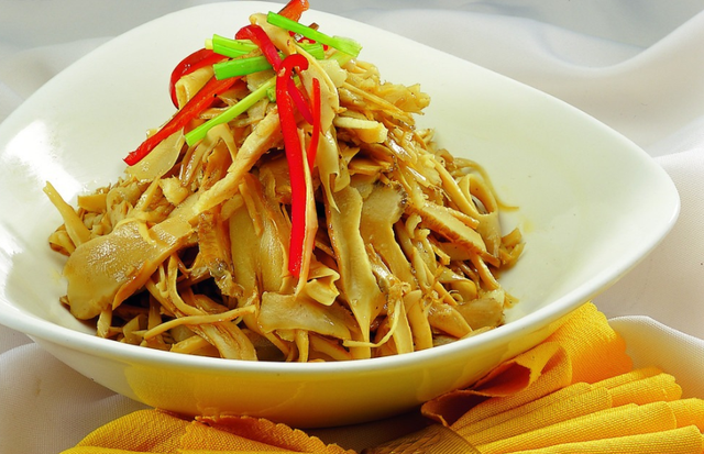 笋叶怎么炒好吃呢，笋叶子怎么做好吃制作方法大全