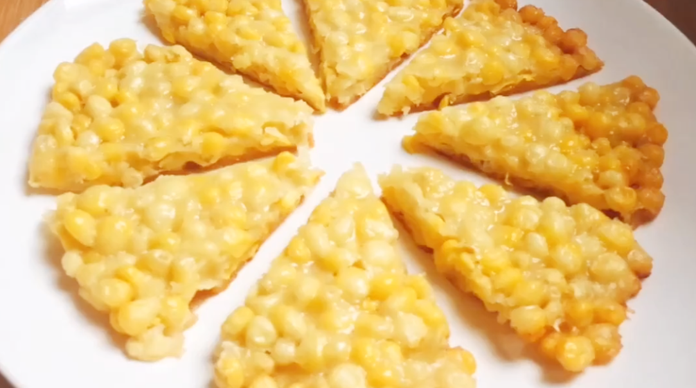 圖片[1]-【玉米餅】做法步驟圖 不炒不燉湯 香甜軟糯孩子特愛吃-起舞食譜網