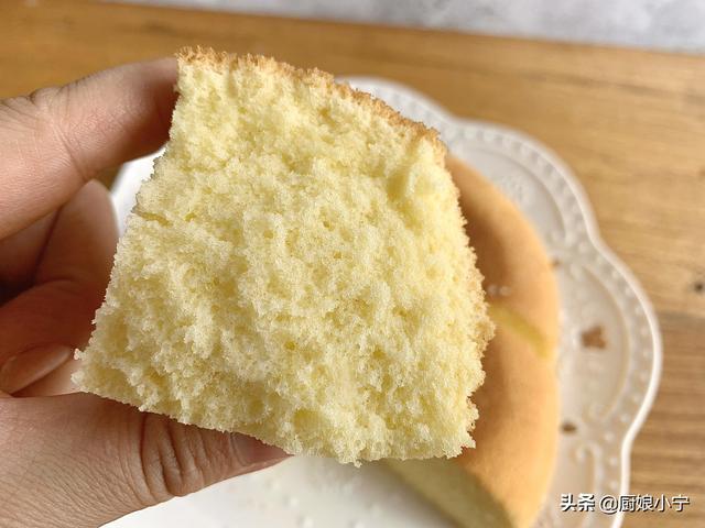 用电饭煲做蛋糕的方法和步骤，在家怎么用电饭煲做蛋糕方法教程（电饭锅做蛋糕原来这么简单）