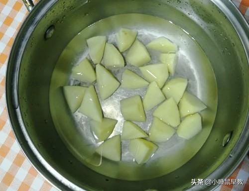 荀瓜怎么炒好吃，怎样素炒荀瓜（却做出鲜香美味超好吃的下饭菜）