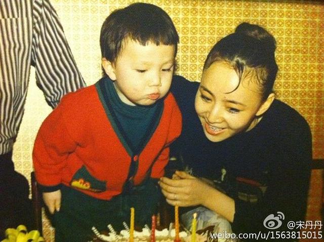 宋丹丹3段婚姻，2次闪婚：“我嫁了一个人渣，还生了一个废物！”