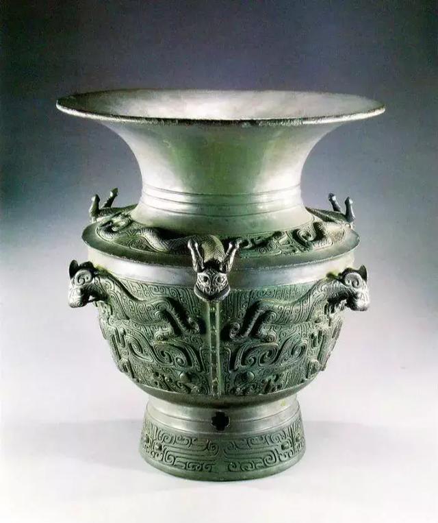 徐悲鸿国宝级大师作品,国家愿意用齐白石和徐悲鸿的画来换 徐悲鸿国宝级大师作品,国家愿意用齐白石和徐悲鸿的画来换