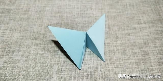 纸蝴蝶折叠步骤及方法，如何叠出漂亮的蝴蝶呢，纸蝴蝶折叠步骤及方法（八步就能完成的小蝴蝶折纸）