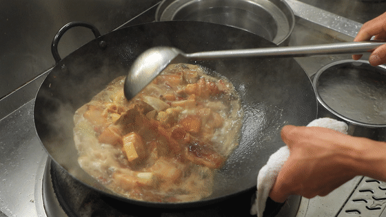 红烧肉用什么肉，红烧肉如何选肉（五花肉加鸡蛋做红烧肉）