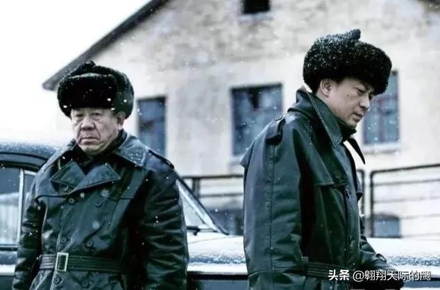 悬崖结局是什么，悬崖的结局（《悬崖》结局周乙的决择是否违背了一个高级特工的准则与信仰要求）