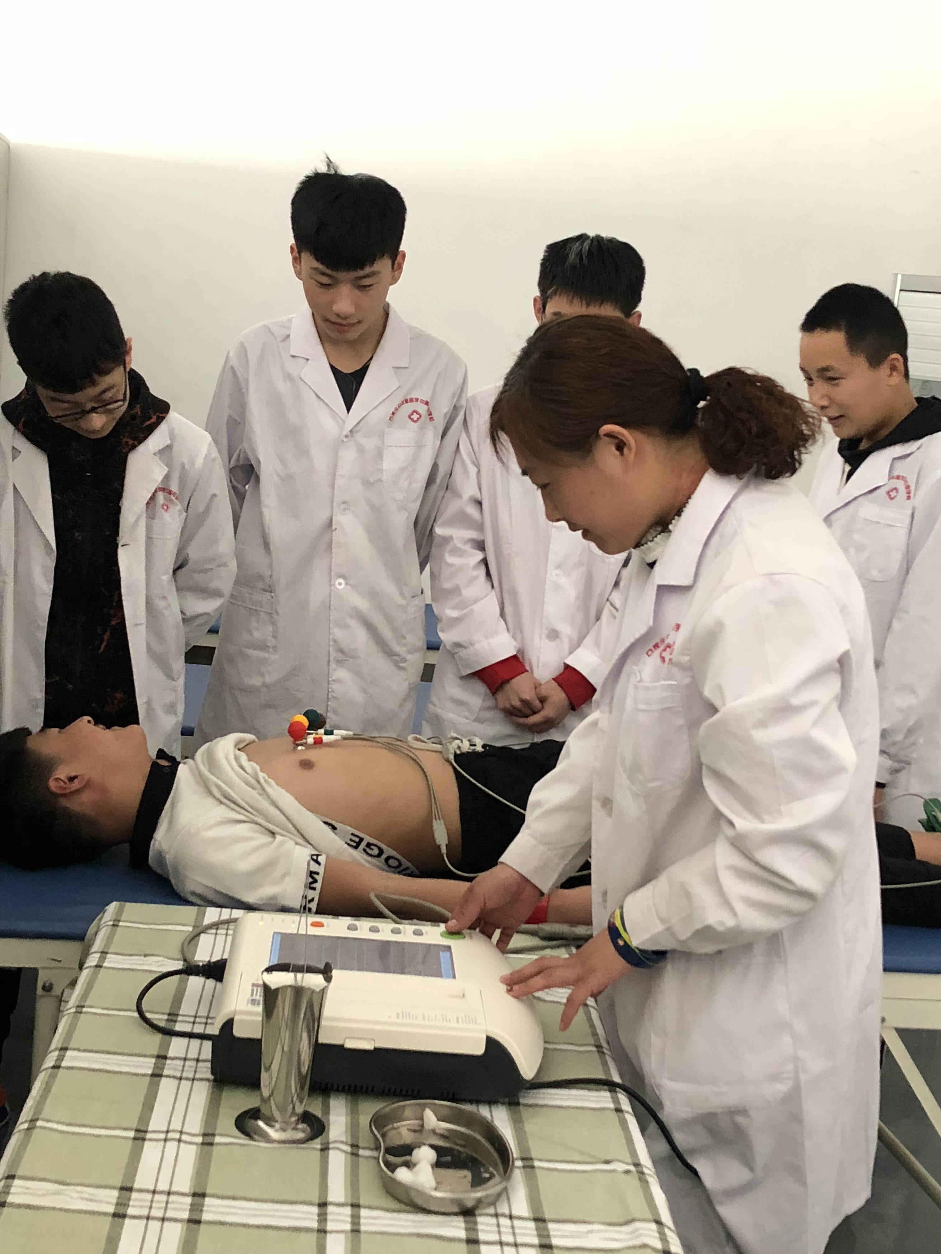 石家庄医专(河北省公办职业中专学校有哪些)