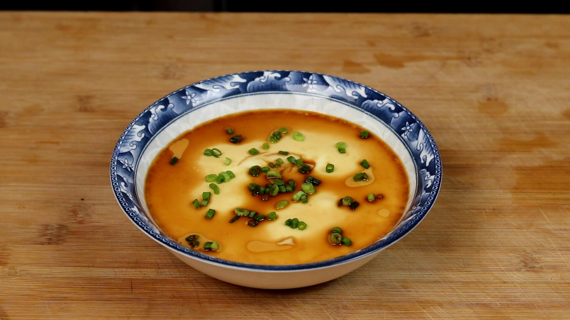 蒸鸡蛋羹,加热水还是凉水?大厨教你不外传技巧,鸡蛋嫩滑无气孔