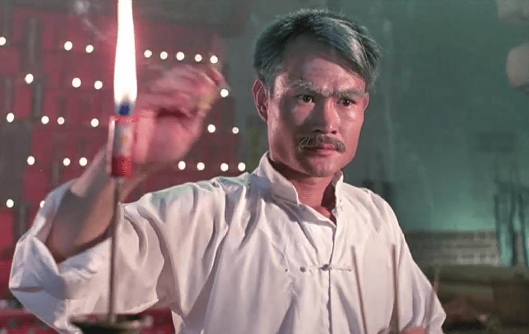 1992年,林正英决定一改常态,搭配王晶,拍了一部另类"尺度片"