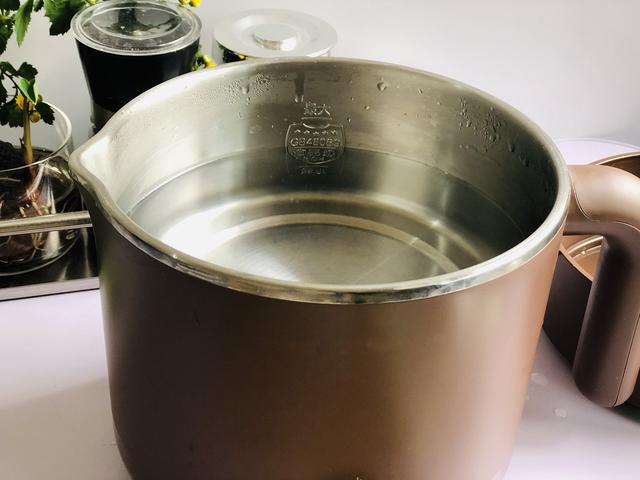 怎样做鸡汤面才好吃，十分钟就能给身体充满能量