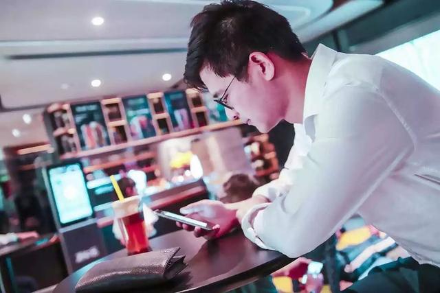 一些女生喜欢的图片，女生都喜欢的图片（女生最喜欢男生用这几种微信头像）