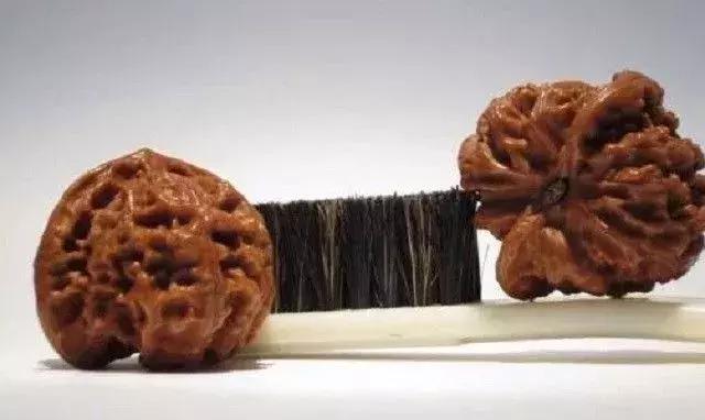  核桃怎么盘玩效果最好，新入手的文玩核桃如何盘玩（要想核桃盘得好） 