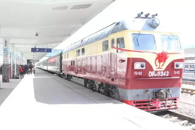 火车是什么字母开头，火车前面开头字母代表什么（G、D、C、Z、T、K、L、Y）