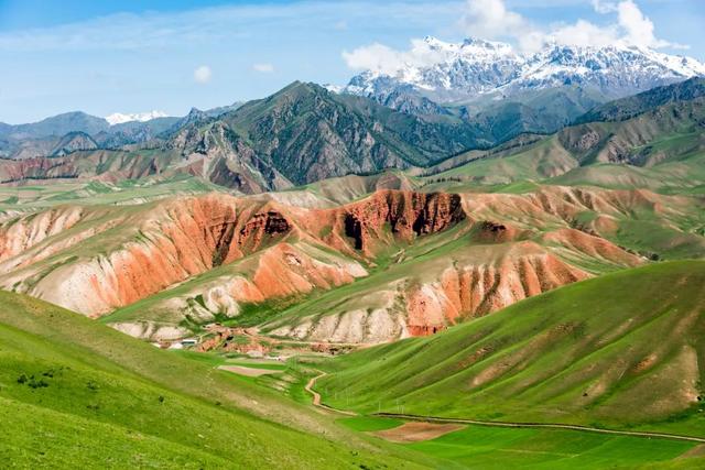 青海旅游景点排名前十，青海旅游景点排名前十自驾游地图（青海十大经典旅游景点）