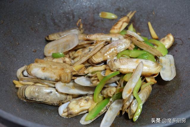 蛏子的家常做法，简单一炒就是一盘美食（蛏干怎么做好吃家常做法）
