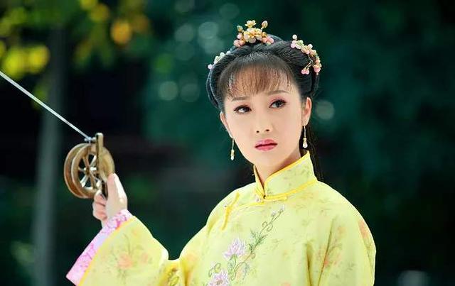 溥仪退位后的故事，溥仪退位后的故事简介（当过皇帝终究不一样）