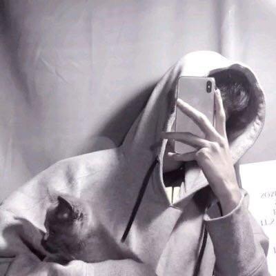 伤感网名男生心碎，2016男生最伤感的网名大全微信昵称（又帅又痞的男生昵称霸气漫步荊棘-可爱点）