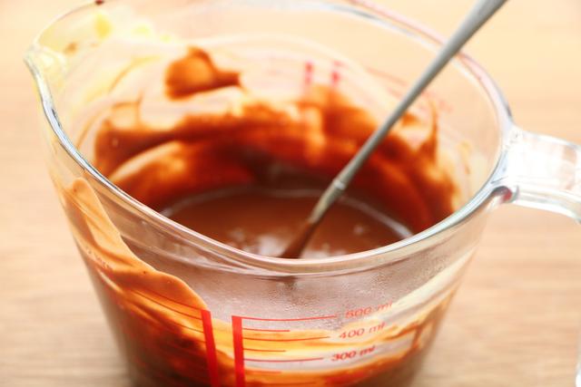 怎样制作好吃又简单的冰淇淋呢，想吃冰淇淋别再出去买