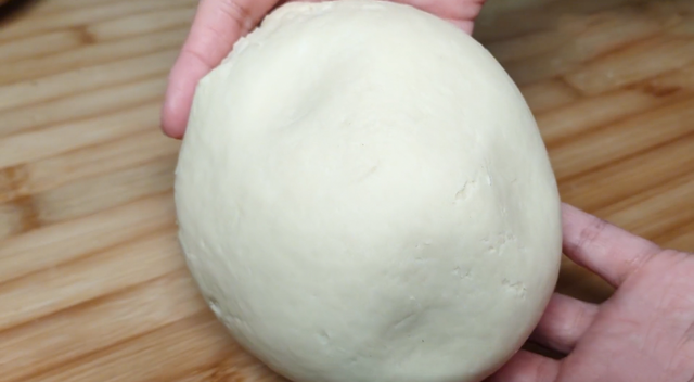 在家如何做沙琪玛，在家做沙琪玛怎么做窍门（教你在家自制沙琪玛）