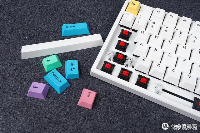 高斯机械键盘怎么样，高斯键盘百度百科（高斯GM108D双模机械键盘评测）