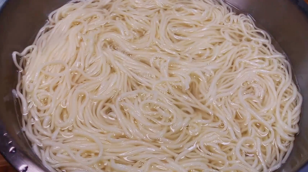 圖片[4]-【麻醬涼面】做法步驟圖 做法特別簡單 一到夏天我們家就饞它-起舞食譜網(wǎng)