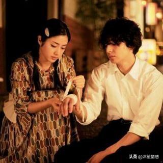 人间失格是不是一部经典，写满人性阴暗的《人间失格》为何70年后的今天依旧被奉为经典