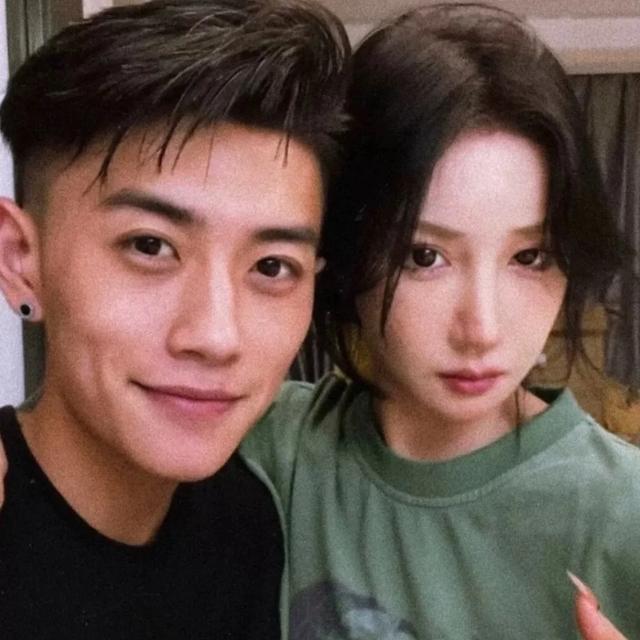 复古情头，微信头像，复古情头（情侣头像丨复古港风情头＆情侣网名）