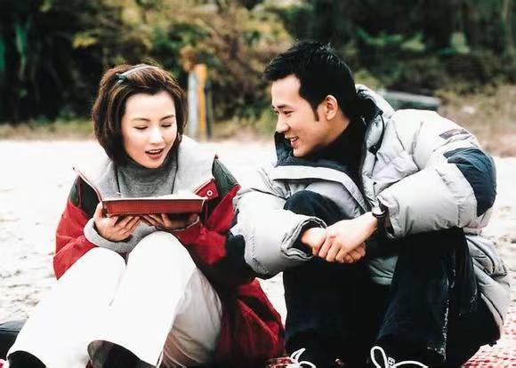 袁洁莹个人简历资料（从“短发女神”到“豪门弃妇”）
