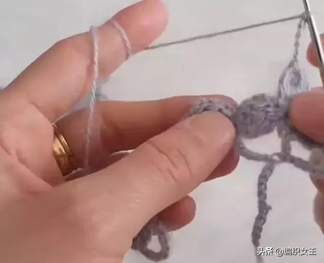 简单易学钩针织披肩，用它钩披肩很不错