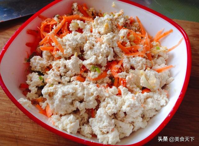 胡萝卜切丝怎么切，胡罗卜怎么炒好吃（看看别人家胡萝卜的做法）