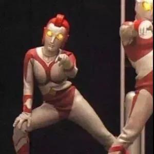 头像搞笑 沙雕女生，搞怪沙雕女头微信（有关闺蜜的宝藏句子）