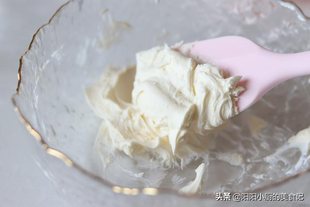 自制奶酪片窍门，怎么做奶酪片（教你在家做双色奶酪）