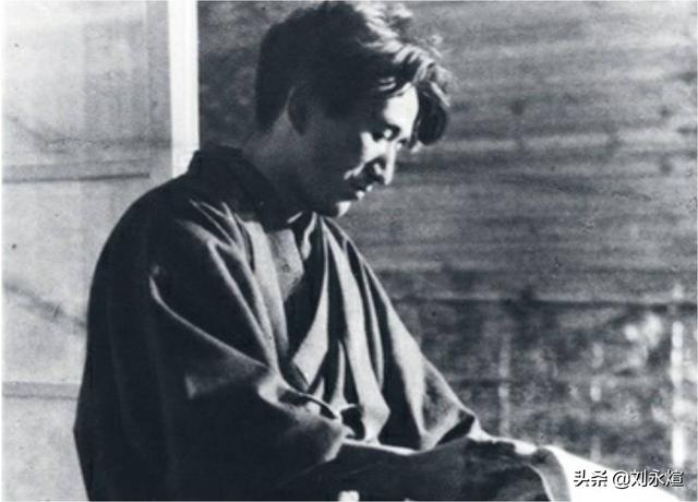 丧头像女 抑郁，#丧#致郁系头像:）微信（致郁的心灵苦寻自愈与解脱）