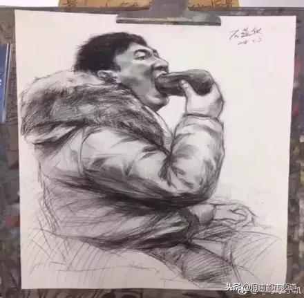 王思聪吃热狗,王思聪吃热狗照火到国外(王思聪可能这辈子都不想吃热狗了……) 王思聪吃热狗,王思聪吃热狗照火到国外(王思聪可能这辈子都不想吃热狗了……)