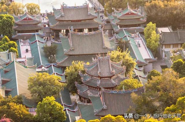 厦门最繁华的地方，厦门十大夜景最美的地方是什么（厦门却安静得令人心疼）