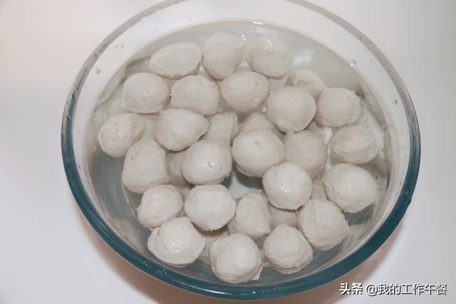纯瘦肉做肉丸的方法，怎么做瘦肉丸（在家就能轻轻松松做出Q弹手工肉丸）