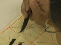 初学者怎样练毛笔字 教你写出好看的书法，初学者怎样练毛笔字（初练毛笔字，究竟如何开始写）