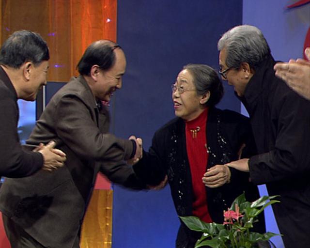 少年雷锋的演员，他57年前在电影《雷锋》中演雷锋一夜成名