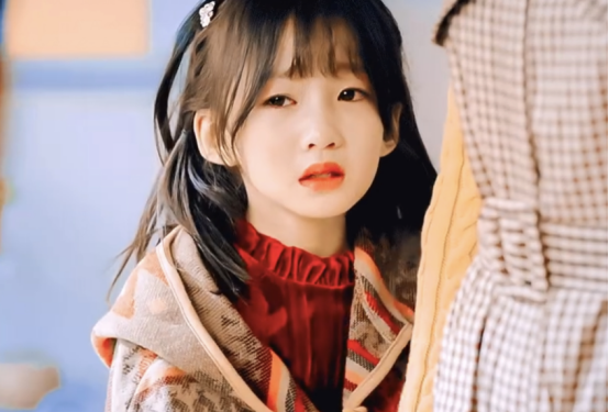 小琉璃是谁演的，琉璃小时候是谁演的（周冬雨驾驭不了“仙界美人”就算了）